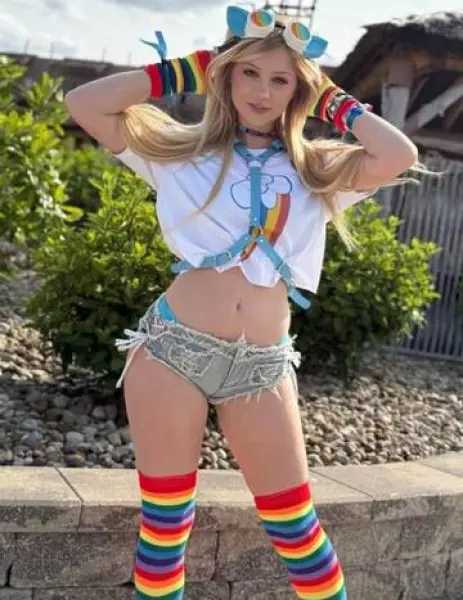 KADIKÖY VIP Escort BERRAK - Doğrulanmış Model